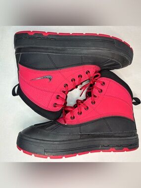 Nike ACG Woodside 2 High kids' boots 6Y/7.5 Womens